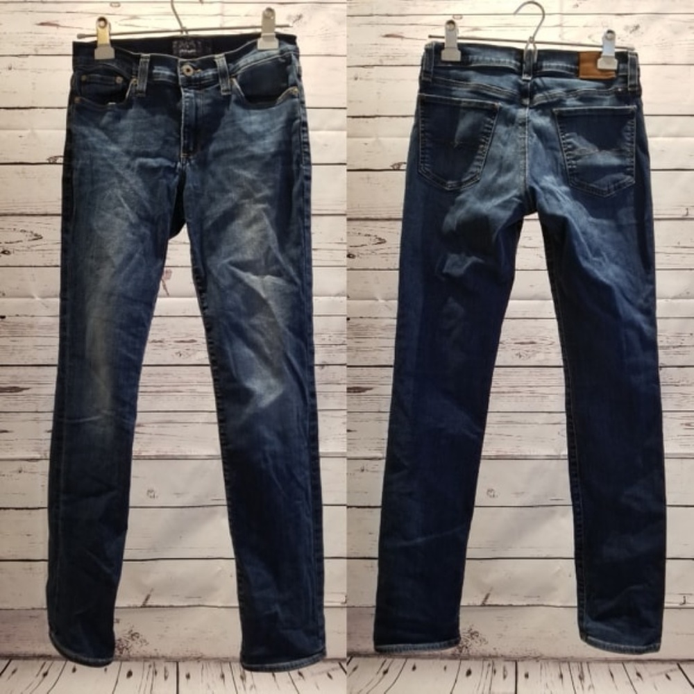 Lucky Brand Straight Cut Jeans